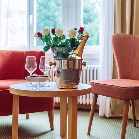 Schloss Hotel & Spa Понтрезина Экстерьер фото