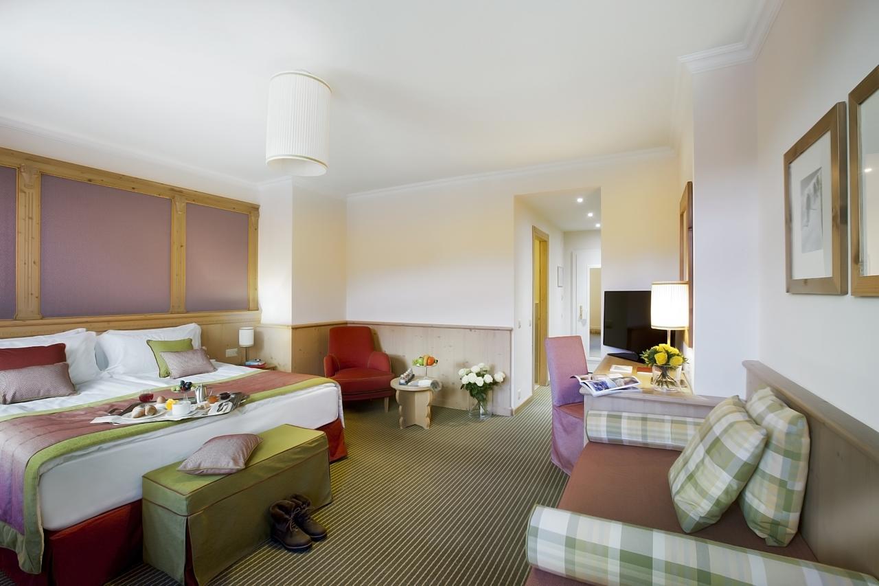 Schloss Hotel & Spa Понтрезина Экстерьер фото